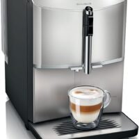 Siemens, machine à café tout automatique, EQ300, ceramDrive, milkPerfect, fonction oneTouch, silver métallique, TF303E07